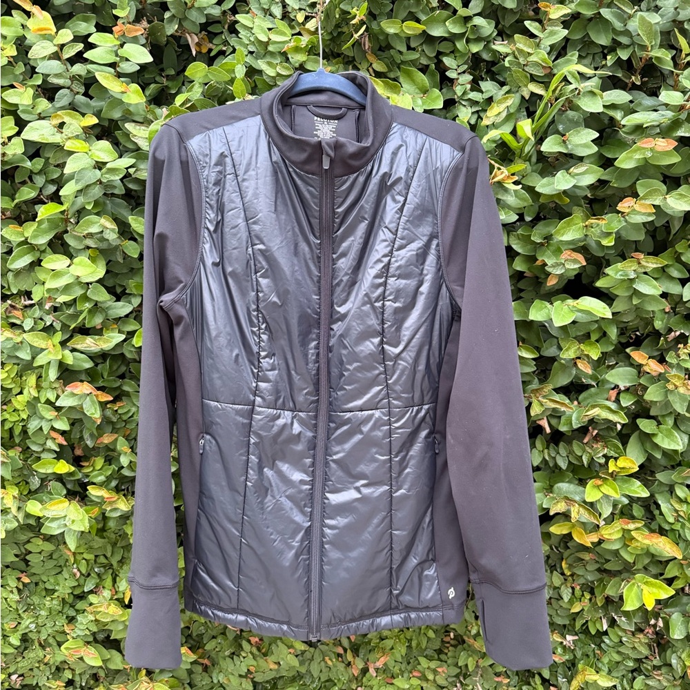 Peloton Cadent Run Jacket